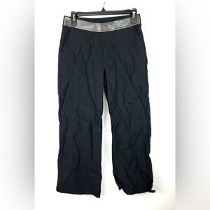 Hue Women’s Black Checkered Cropped Casual Pants Size Medium